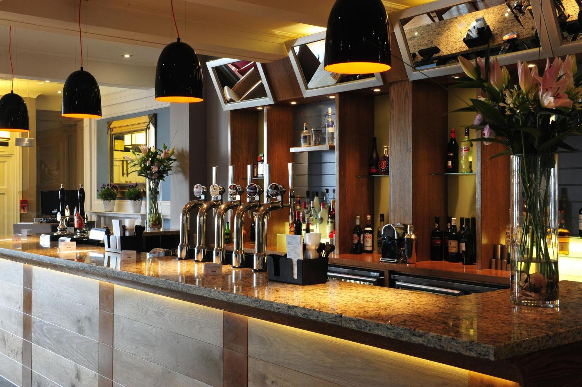 The White Lion Hotel Aldeburgh Bagian luar foto